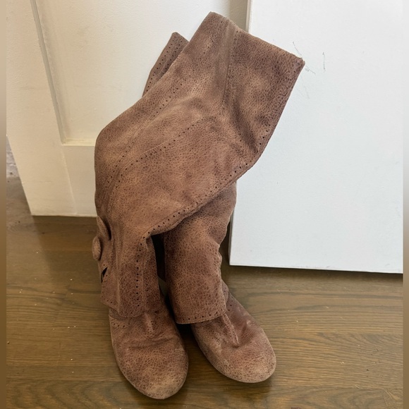 Not Rated Brown Heeled Boots with Slouchy Design - Picture 3 of 4